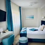 Bed & Breakfast Duna Corner Panzio