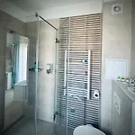 Bed & Breakfast Duna Corner Panzio Veroce
