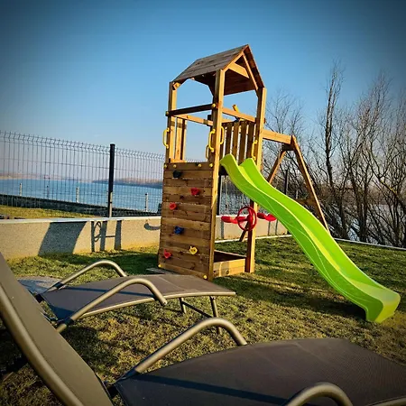 Duna Corner Panzio Nocleg ze śniadaniem Kismaros