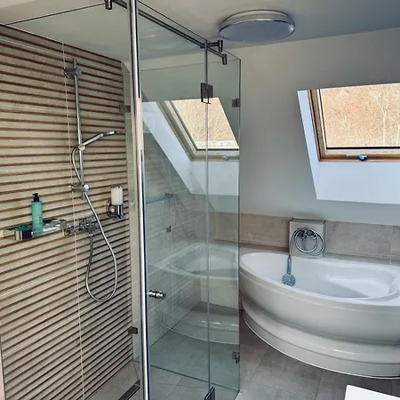 Duna Corner Panzio Nocleg ze śniadaniem 4*