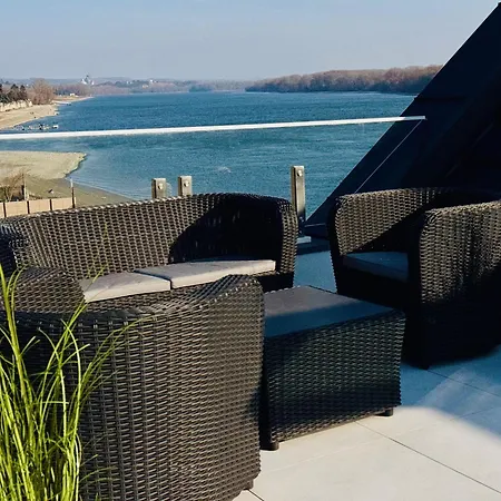 Duna Corner Panzio Nocleg ze śniadaniem