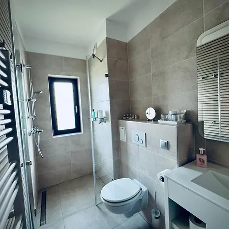 Duna Corner Panzio Nocleg ze śniadaniem 4*