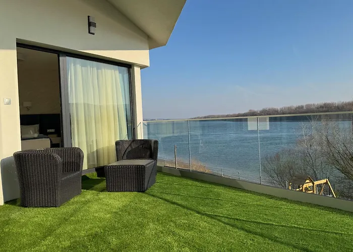 Duna Corner Panzio 4* Kismaros