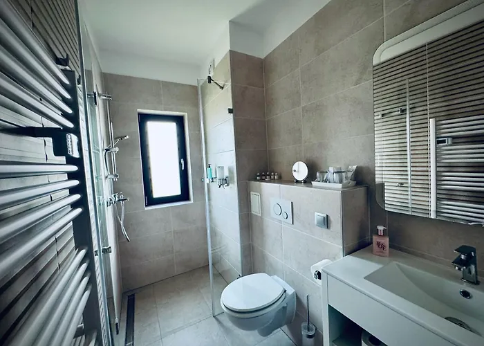 Duna Corner Panzio Nocleg ze śniadaniem 4*